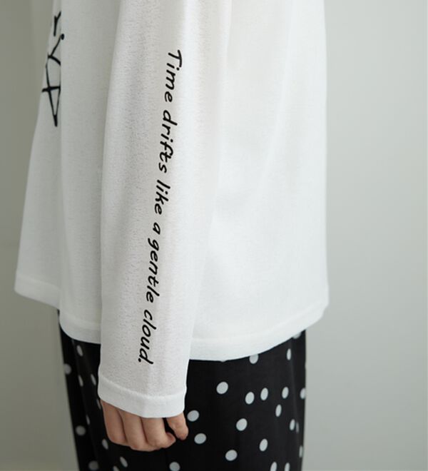 BELLUNA（ベルーナ）の「シアー素材ラクガキ風ロゴプルオーバー（カットソー）」｜詳細画像