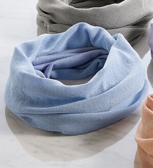 BELLUNA（ベルーナ）の「接触冷感シルク混スヌード（ストール・スカーフ・マフラー）」｜ブルー