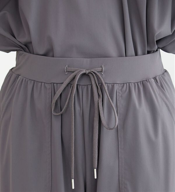 BELLUNA（ベルーナ）の「ヒンヤリ爽快！ジョガーパンツ（フルレングスパンツ）」｜詳細画像