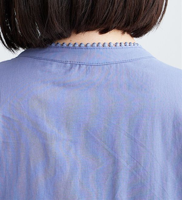 BELLUNA（ベルーナ）の「レース&times;ピンタック使いシャツチュニック（チュニック）」｜詳細画像