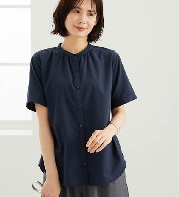 BELLUNA（ベルーナ）の「ギャザー使いバンドカラーブラウス（ブラウス）」｜詳細画像