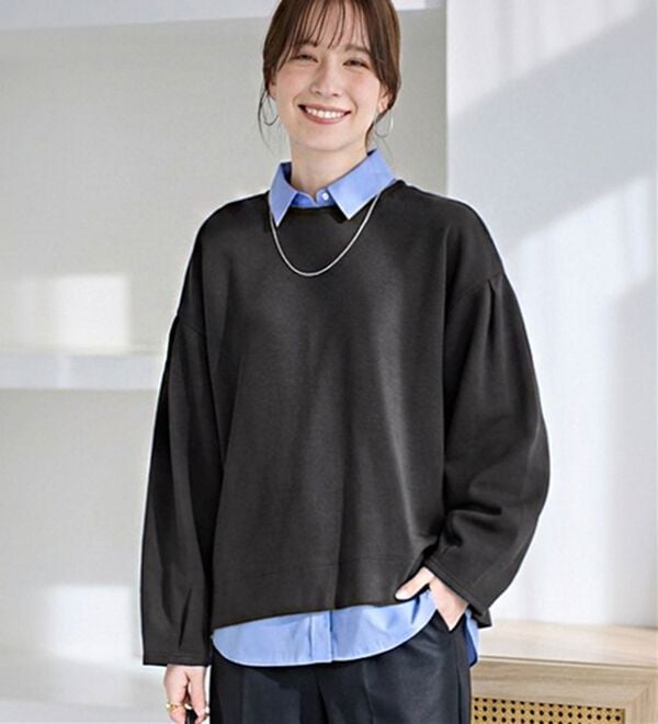 Viola e Viola（ヴィオラ エ ヴィオラ）の「【４つの機能付】楽キレイ袖タックブラウス（ブラウス）」｜ブラック