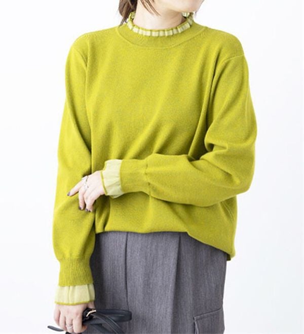 BELLUNA（ベルーナ）の「衿＆袖シアーニット使いプルオーバー（ニット・セーター）」｜ライム