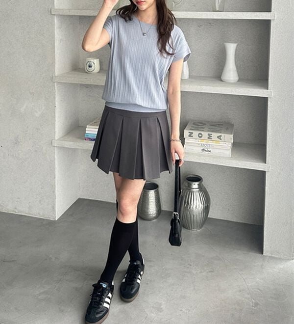 GeeRA（ジーラ）の「プリーツ編フレンチスリーブリブトップス（ニット・セーター）」｜詳細画像