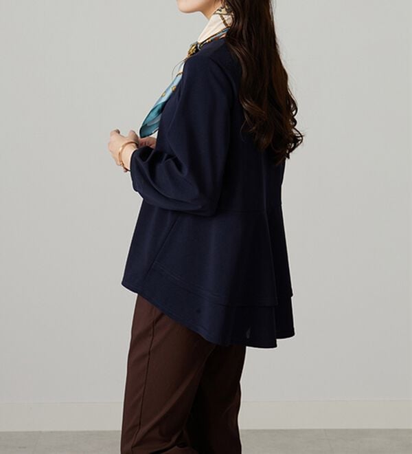 BELLUNA（ベルーナ）の「【再入荷】ボリューム袖美人顔バックフレアーＴブラウス（ブラウス）」｜詳細画像