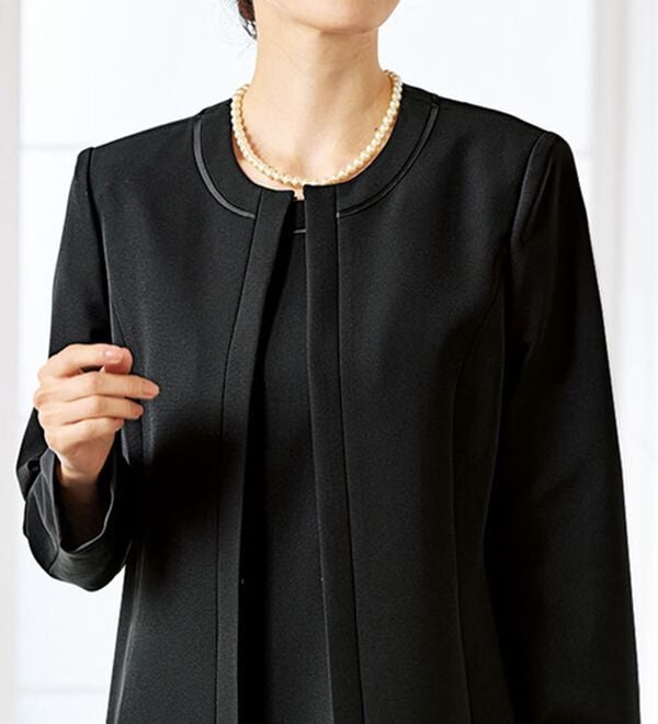 BELLUNA（ベルーナ）の「洗えるストレッチ！ロングジャケットワンピースアンサンブル（ブラックフォーマル（喪服・礼服））」｜詳細画像