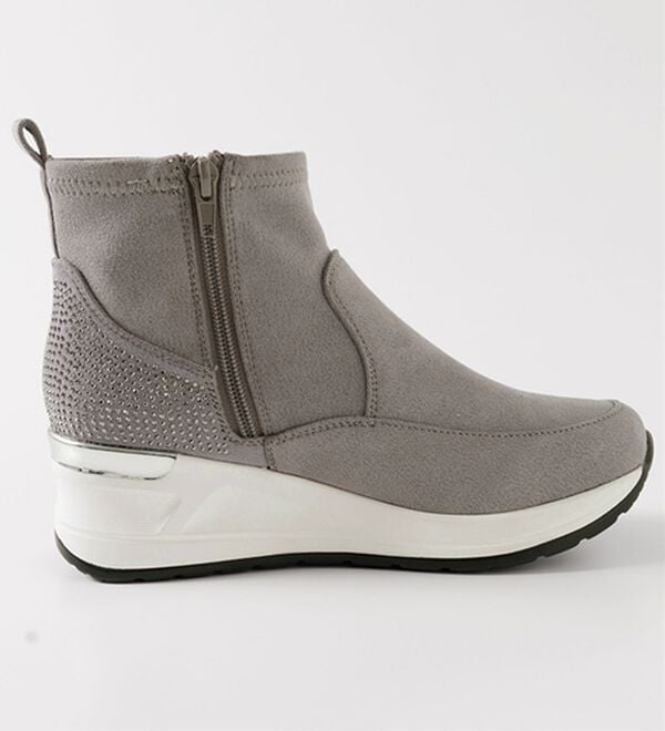 BELLUNA（ベルーナ）の「４Ｅ厚底ビジュー使いストレッチブーツ（ブーツ）」｜詳細画像