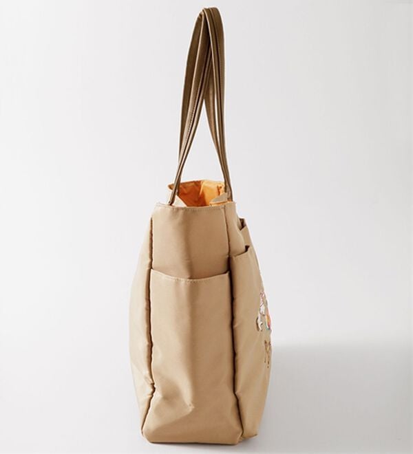 BELLUNA（ベルーナ）の「Ａ４対応！ポケットいっぱい刺繍トート（トートバッグ）」｜詳細画像