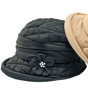 BELLUNA（ベルーナ）の「コサージュ付はっ水キルティングクロッシェ（帽子）」｜ブラック
