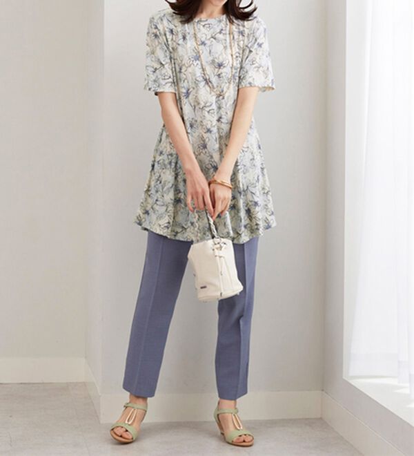 BELLUNA（ベルーナ）の「【接触冷感】フレアーシルエットプリントチュニック（チュニック）」｜詳細画像