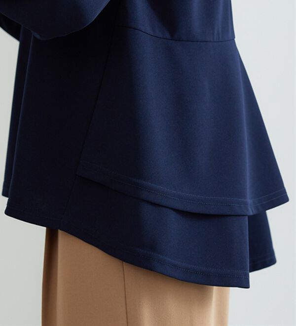 BELLUNA（ベルーナ）の「【再入荷】ボリューム袖美人顔バックフレアーＴブラウス（ブラウス）」｜詳細画像