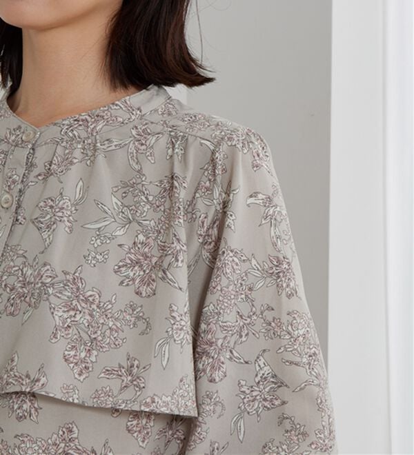 BELLUNA（ベルーナ）の「ケープ風デザインブラウス（ブラウス）」｜詳細画像