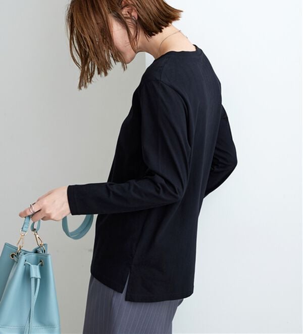 BELLUNA（ベルーナ）の「綿１００％大人顔サマ見えプルオーバー（カットソー）」｜詳細画像