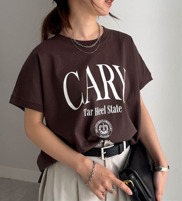RANAN（ラナン）の「【汗シミ防止】カレッジロゴプリントT（Tシャツ）」｜詳細画像