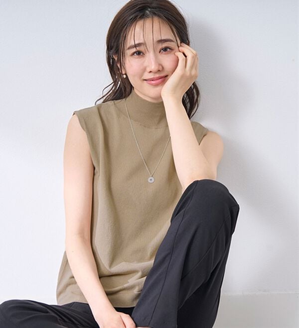 BELLUNA（ベルーナ）の「Ｔシャツが苦手な方に！ひんやり綿混ニットＴ【選べるデザイン】（ニット・セーター）」｜モカ(タンク)