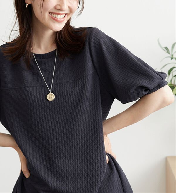 BELLUNA（ベルーナ）の「ポコポコ素材ふんわり袖チュニック（チュニック）」｜詳細画像