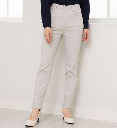 BELLUNA（ベルーナ）の「裏起毛ツイル素材ストレッチパンツ（フルレングスパンツ）」