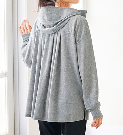 BELLUNA（ベルーナ）の「絶対に焼けたくない！後プリーツＵＶパーカー（パーカー）」