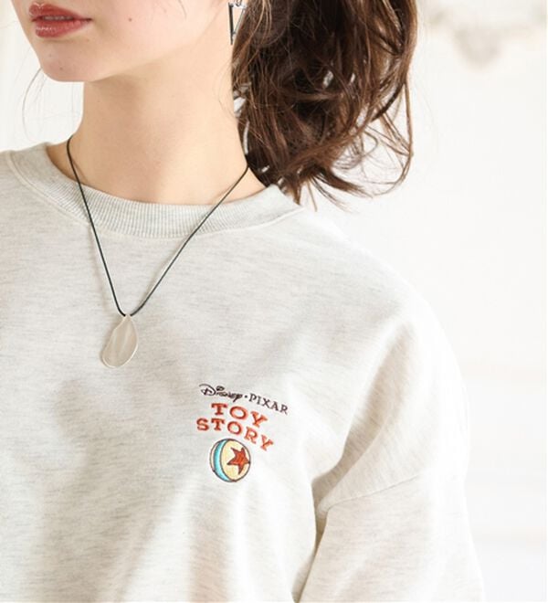 BELLUNA（ベルーナ）の「＜Ｄｉｓｎｅｙ＞【トイ・ストーリー】バックプリントトレーナー（トレーナー・スウェット）」｜詳細画像