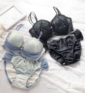 YU'NOW（ユナウ）の「＜２ＷＡＹストラップ＞まる胸メイクのちゅるんブラ＆ショーツセット（ブラジャー＆ショーツセット）」｜詳細画像