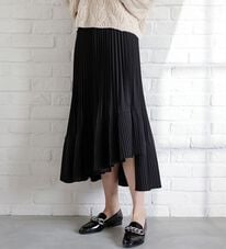 RANAN（ラナン）の「プリーツ切替フレアースカート（ひざ丈スカート）」