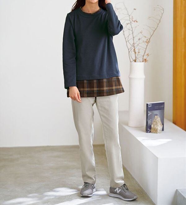 BELLUNA（ベルーナ）の「まるで着る毛布！静電防止付裏ファー重ね着風プルオーバー（カットソー）」｜詳細画像