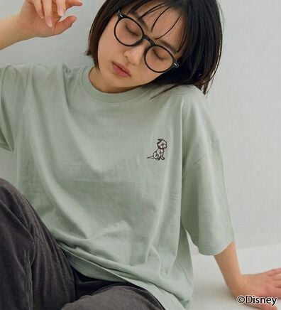 BELLUNA（ベルーナ）の「＜Disney＞【101匹わんちゃん】胸元刺しゅうボックスシルエットTシャツ（Tシャツ）」