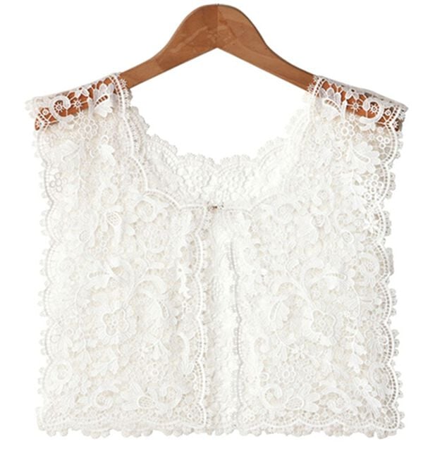 BELLUNA（ベルーナ）の「これ１つで上品魅せ！レースベスト（ベスト）」｜白