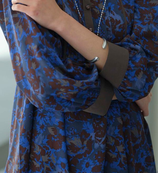 BELLUNA（ベルーナ）の「ビンテージ柄ピンタック使いワンピース（その他ワンピース）」｜詳細画像