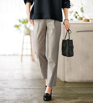 BELLUNA（ベルーナ）の「チノ見えストレッチ素材テーパードパンツ（テーパードパンツ）」｜ライトグレー