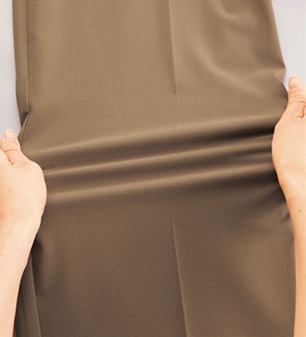 BELLUNA（ベルーナ）の「サマ見え（Ｓ）美脚タック使いワイドパンツ（ワイドパンツ・ガウチョ）」｜詳細画像