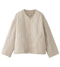 Viola e Viola（ヴィオラ エ ヴィオラ）の「ファーキルトリバーシブルコート（ショートコート）」