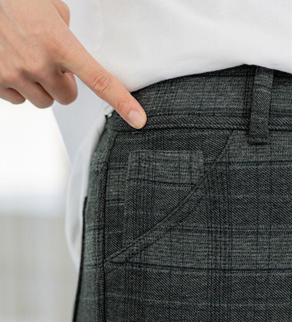 BELLUNA（ベルーナ）の「【あったか仕様♪】すっきり見え！裏ファーパンツ（フルレングスパンツ）」｜詳細画像