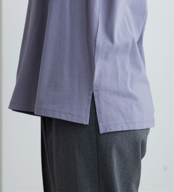 BELLUNA（ベルーナ）の「【着回しのミカタ！】綿100％大人顔サマ見えプリントロンT（カットソー）」｜詳細画像