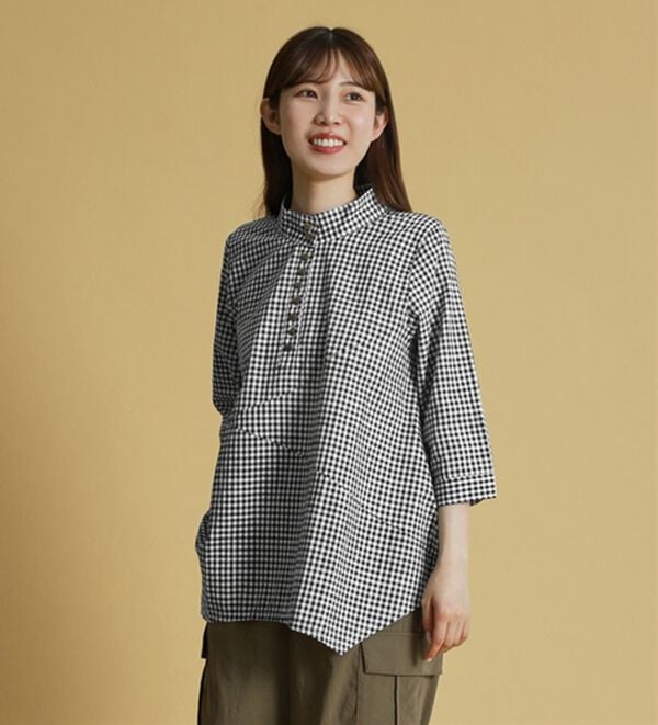 BELLUNA（ベルーナ）の「綿１００％スラブ素材スタンド衿切替ブラウス（ブラウス）」｜詳細画像