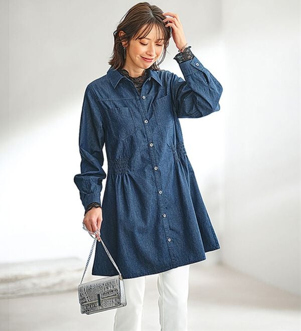 BELLUNA（ベルーナ）の「シャーリング使いデニムシャツチュニック（チュニック）」｜詳細画像