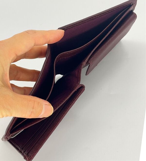 「＜ヒロココシノ・オム・ベーシック＞ソフトレザー折財布（メンズ財布・パスケース）」｜詳細画像