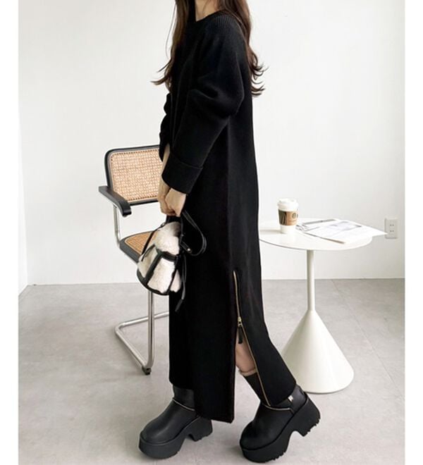 GeeRA（ジーラ）の「裾ファスナースリットニットワンピース（ニットワンピース）」｜ブラック