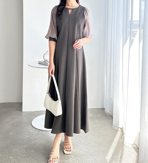 GeeRA（ジーラ）の「袖楊柳シアー美ラインワンピース（カットソーワンピース）」｜詳細画像