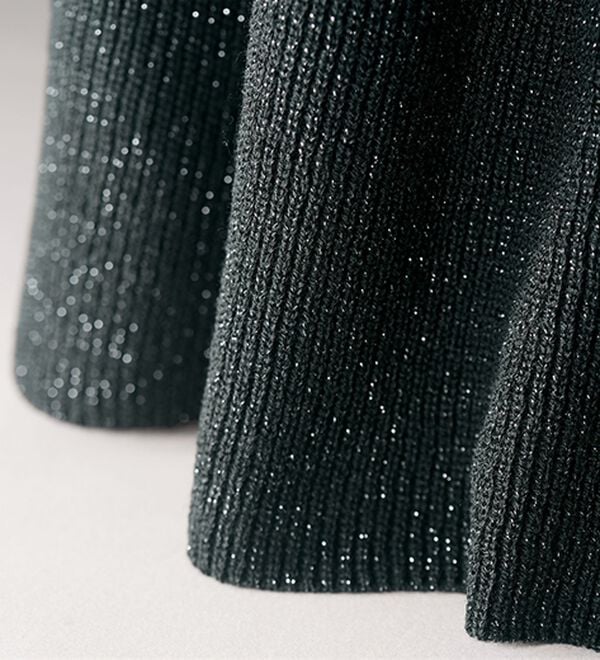 BELLUNA（ベルーナ）の「ラメ入りあぜ編フレアーニットチュニック（ニット・セーター）」｜詳細画像