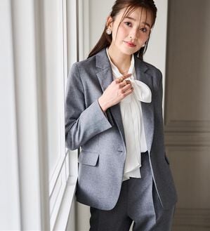 RANAN（ラナン）の「【選べる衿】洗える！春夏ロングシーズン着用可能ベーシック２点ライトスーツ（パンツスーツ）」｜グレー／テーラード