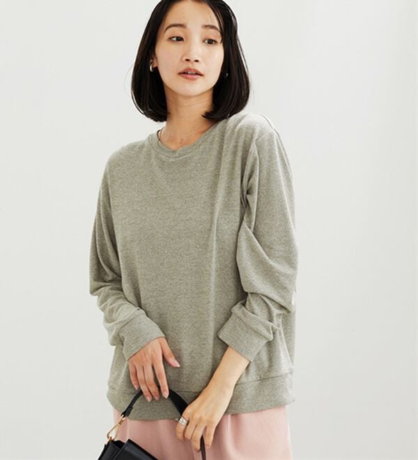 BELLUNA（ベルーナ）の「マシュマロタッチふんわり起毛素材プルオーバー（カットソー）」｜詳細画像