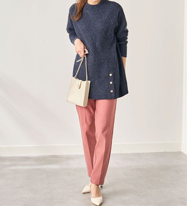 BELLUNA（ベルーナ）の「ミックス調ボタン使いニットチュニック（チュニック）」｜詳細画像