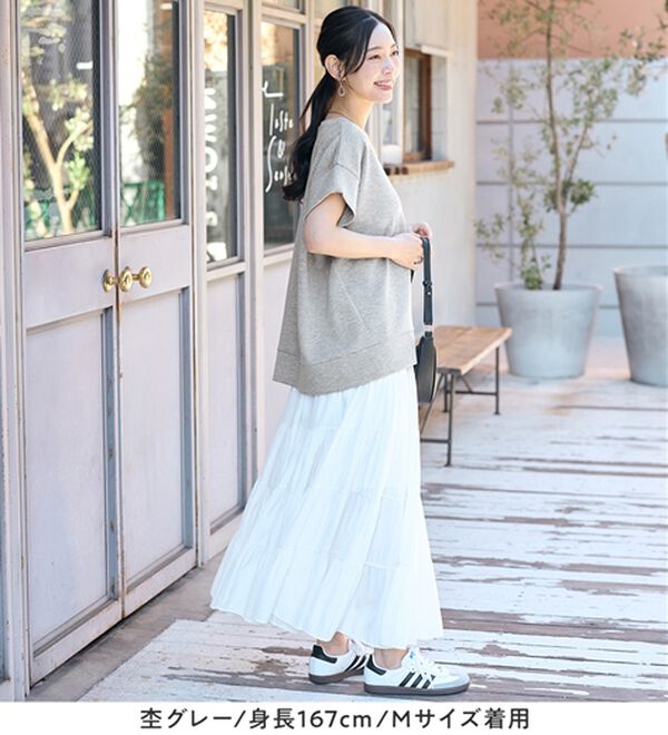 Viola e Viola（ヴィオラ エ ヴィオラ）の「ひんやりなめらかダンボール裾ジップチュニック（チュニック）」｜詳細画像