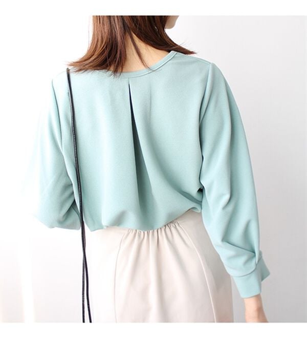 GeeRA（ジーラ）の「パール調ビーズ付キーネックブラウス（ブラウス）」｜詳細画像