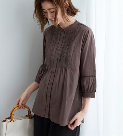 BELLUNA（ベルーナ）の「レース&times;ピンタック使いシャツチュニック（チュニック）」