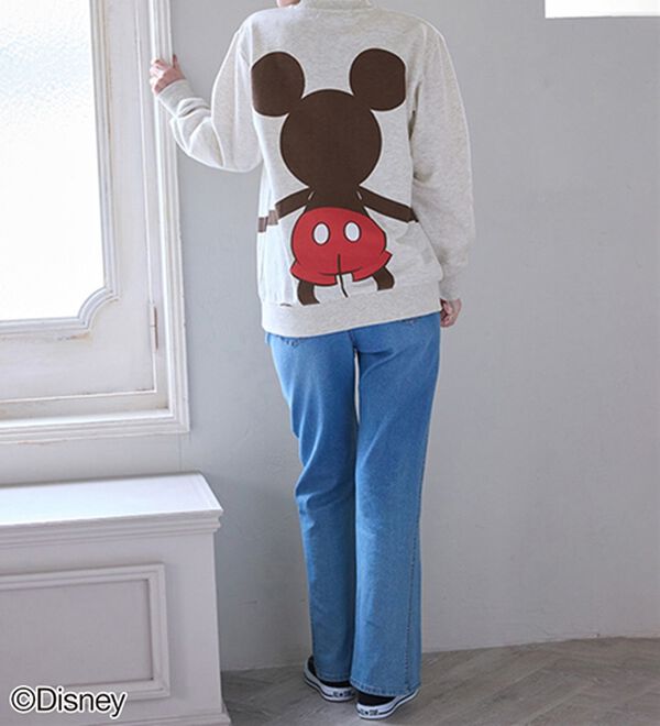 BELLUNA（ベルーナ）の「＜Ｄｉｓｎｅｙ＞【ミッキー＆ミニー】抱き着きプリント裏起毛トレーナー（カットソー）」｜詳細画像
