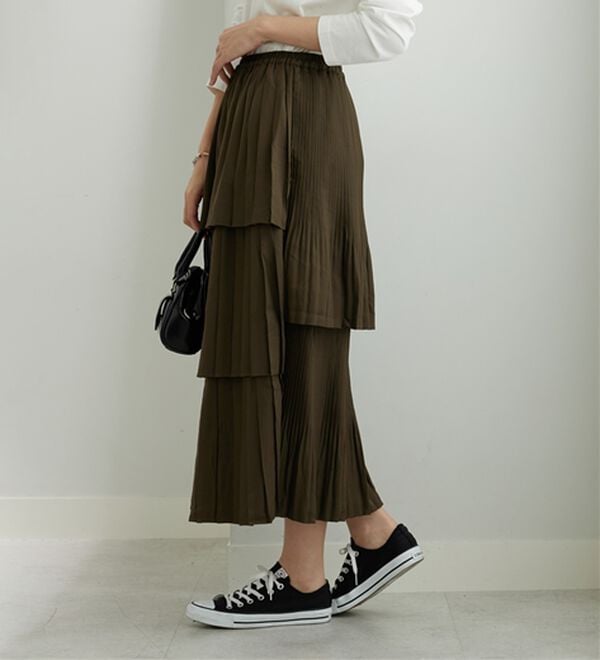 BELLUNA（ベルーナ）の「アシメデザインプリーツスカート（ロングスカート）」｜詳細画像