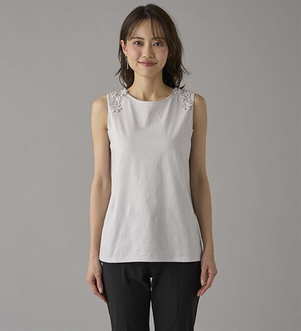 BELLUNA（ベルーナ）の「綿混素材脇汗対策フラワーレースインナー（タンクトップ・キャミソール）」｜詳細画像