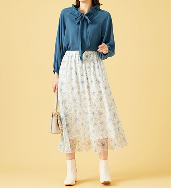 BELLUNA（ベルーナ）の「チュール素材上品プリントフレアースカート（ロングスカート）」｜詳細画像